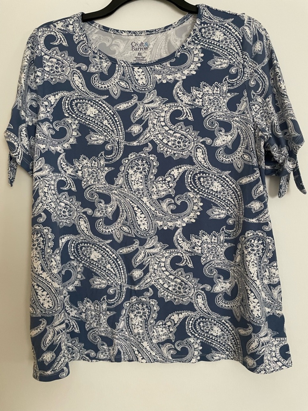 Croft & Barrow Light Blue Paisley Soft and Comfy Short Sleeve Top